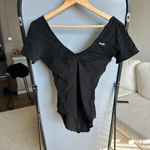 Black Short Sleeve Shapewear Top, Size L – Slimming & Comfortable Fit